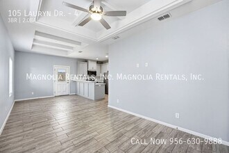 105 Lauryn Dr, Unit 4 in San Juan, TX - Building Photo - Building Photo
