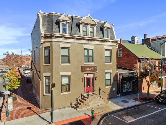 34 W Franklin St in Hagerstown, MD - Building Photo - Building Photo