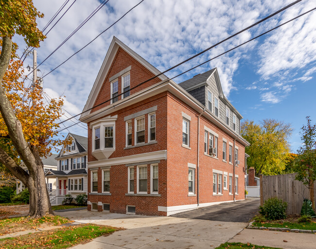 42 Broad St in Salem, MA - Foto de edificio - Building Photo