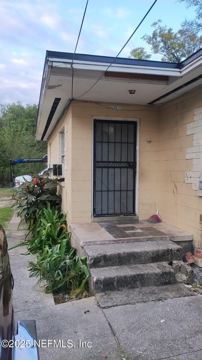 1599 W 30th St in Jacksonville, FL - Building Photo - Building Photo