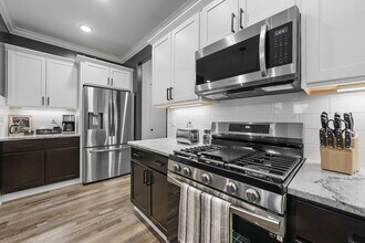 127 E 8th Ave in Columbus, OH - Building Photo - Building Photo