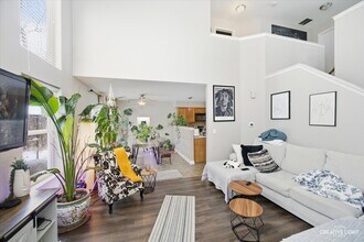 966 Ainsley Dr in West Chicago, IL - Building Photo - Building Photo