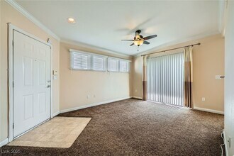 4400 S Jones Blvd in Las Vegas, NV - Building Photo - Building Photo