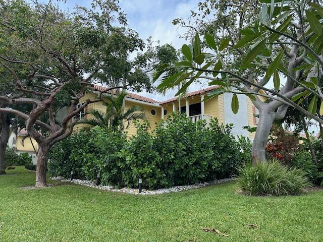 226 Seabreeze Cir in Jupiter, FL - Building Photo