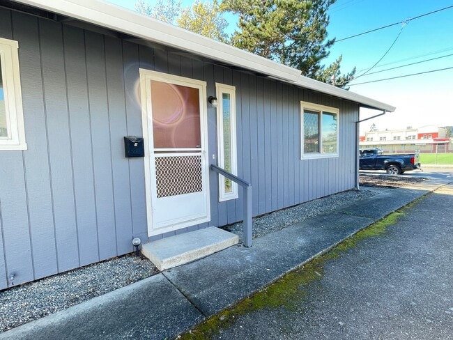 property at 634 College St