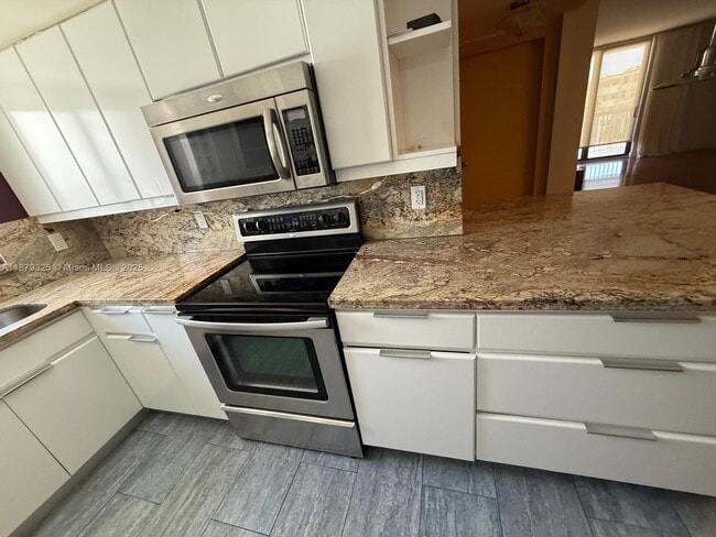 1500 S Ocean Dr in Hollywood, FL - Foto de edificio - Building Photo