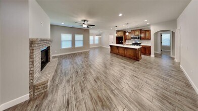 9901 Quarter Horse Trl in Yukon, OK - Building Photo - Building Photo