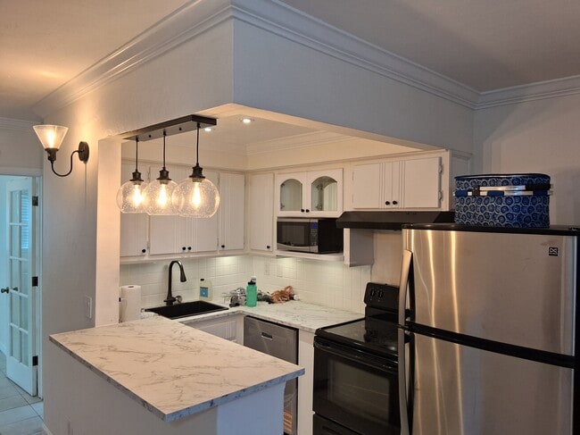 property at 1100 NE 9th Ave