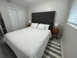 3771 SW 1st St in Fort Lauderdale, FL - Foto de edificio - Building Photo