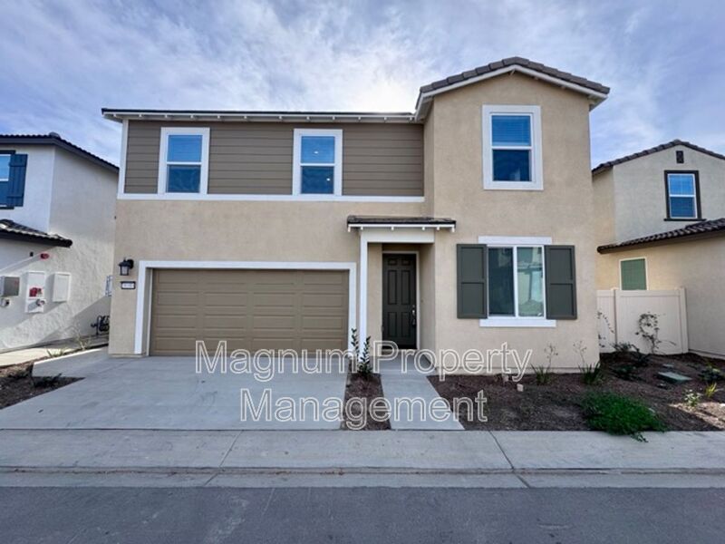 36988 Camino Spgs Ave in Murrieta, CA - Building Photo