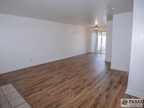2150 Catalina Blvd in San Diego, CA - Building Photo - Building Photo
