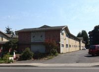 Colonial Garden Apartments in Tukwila, WA - Building Photo - Building Photo