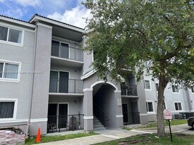 15400 SW 284th St in Homestead, FL - Building Photo