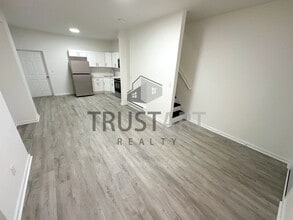 2153 W Grange Ave in Philadelphia, PA - Building Photo - Building Photo