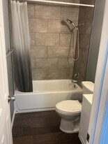 800 Yucca Dr, Unit 3 in Lamar, CO - Building Photo