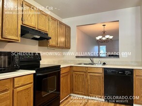 512 Shady Crest Cir in Colorado Springs, CO - Building Photo - Building Photo