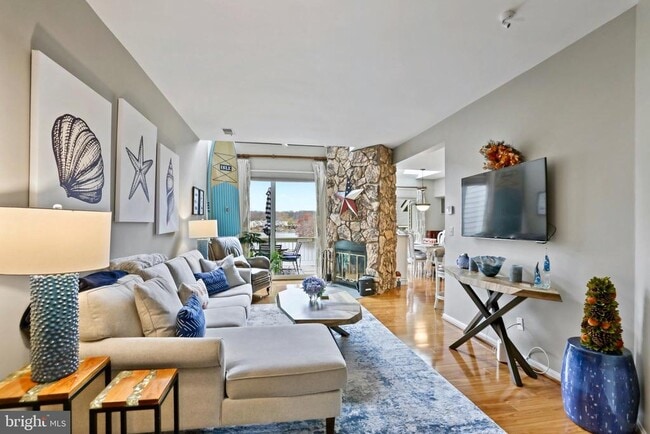 property at 11218 Harbor Ct