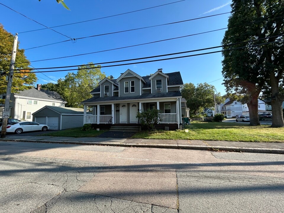 62 Division St in North Attleboro, MA - Building Photo