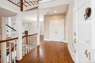 10 Old Jackson Ave in Hastings On Hudson, NY - Building Photo - Building Photo