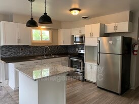 1201-11 1/2 11 1/2 St N in Fargo, ND - Building Photo