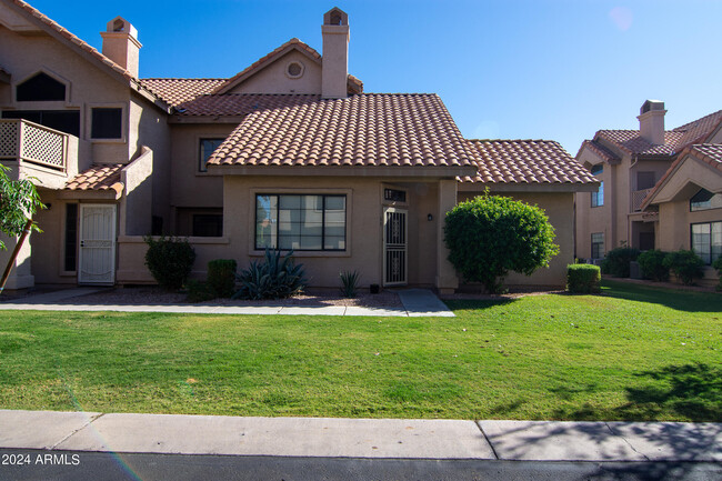 property at 1001 N Pasadena