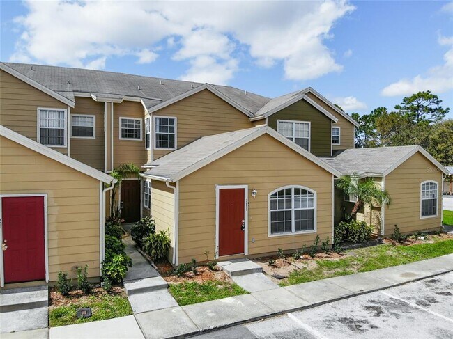 property at 111 Washington Palm Loop