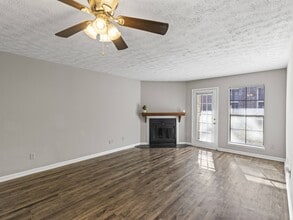 Stratford Village in Montgomery, AL - Foto de edificio - Building Photo