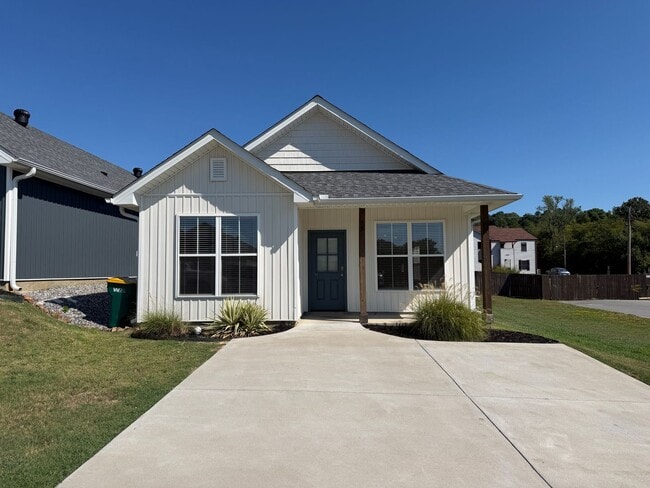 property at 55 Wolfsbridge Lp