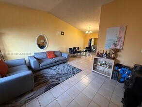 42 NW 108th Ct in Miami, FL - Building Photo - Building Photo