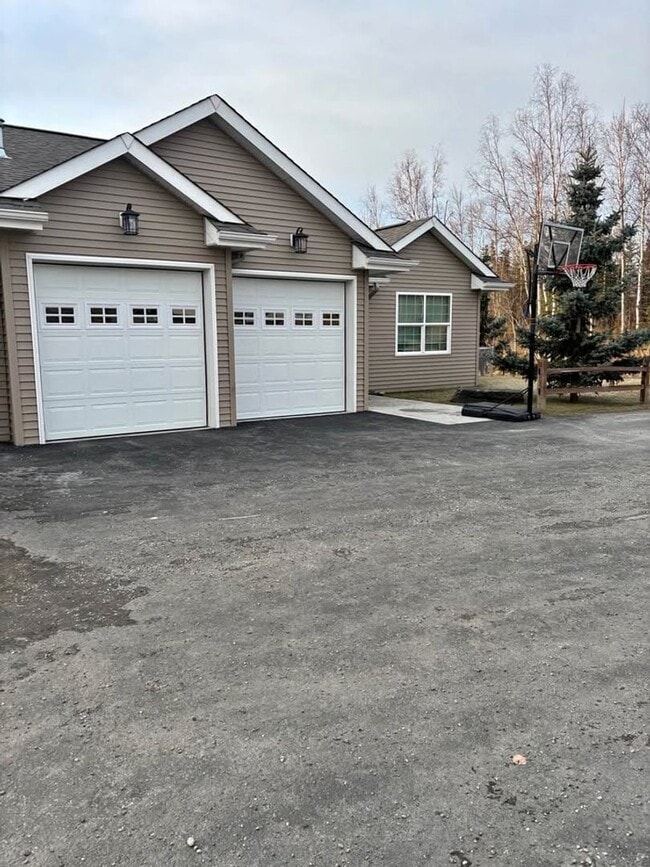 property at 1502 E Bogard Rd