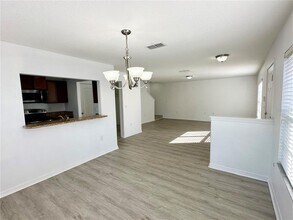 233 Carina Cir in Sanford, FL - Building Photo - Building Photo