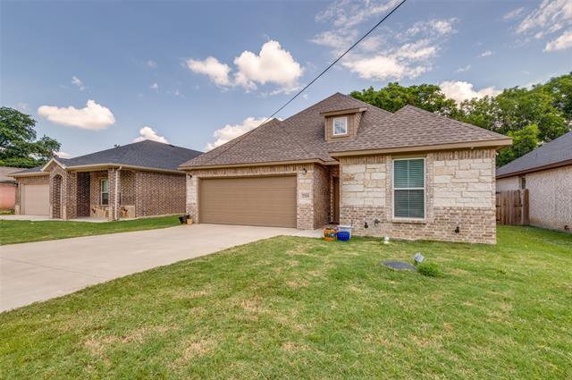 2214 Beaumont St in Grand Prairie, TX - Building Photo - Building Photo
