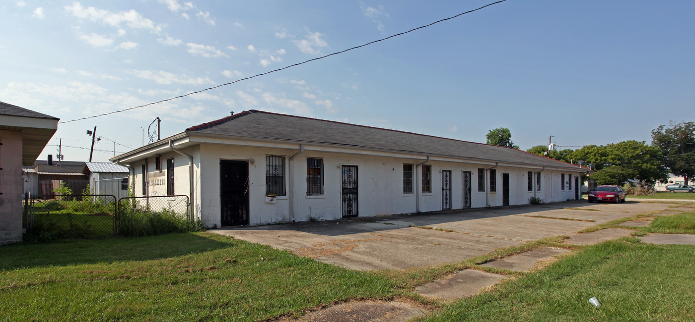 1014 12th St in Gretna, LA - Foto de edificio