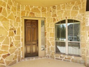 307 Elderberry Rd in Austin, TX - Building Photo - Building Photo