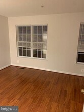 2480 Angeline Dr-Unit -104 in Herndon, VA - Building Photo - Building Photo