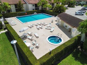 22076 Palms Way in Boca Raton, FL - Building Photo - Building Photo