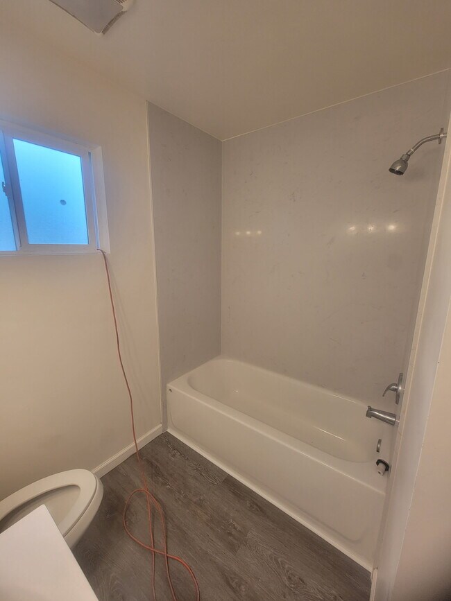 1940 Darrah St, Unit 1940 Darrah St unit 1 in Ceres, CA - Building Photo - Building Photo