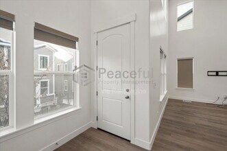 4322 W Notch Peak Ln in Herriman, UT - Building Photo - Building Photo