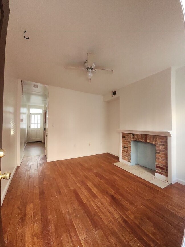 property at 2309 Hunter St