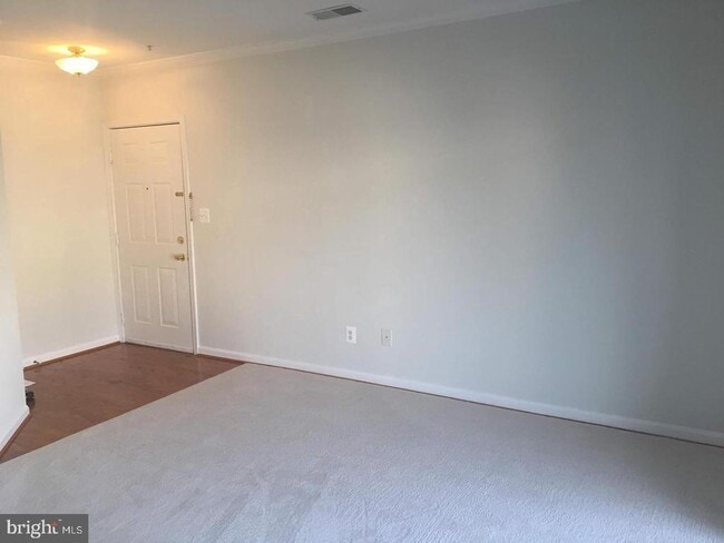 2480 Angeline Dr