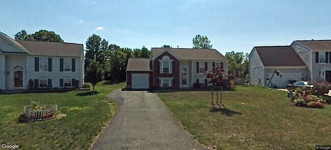 property at 29 Hummingbird Way