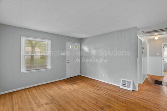 416 Lanark Rd in St. Louis, MO - Building Photo - Building Photo