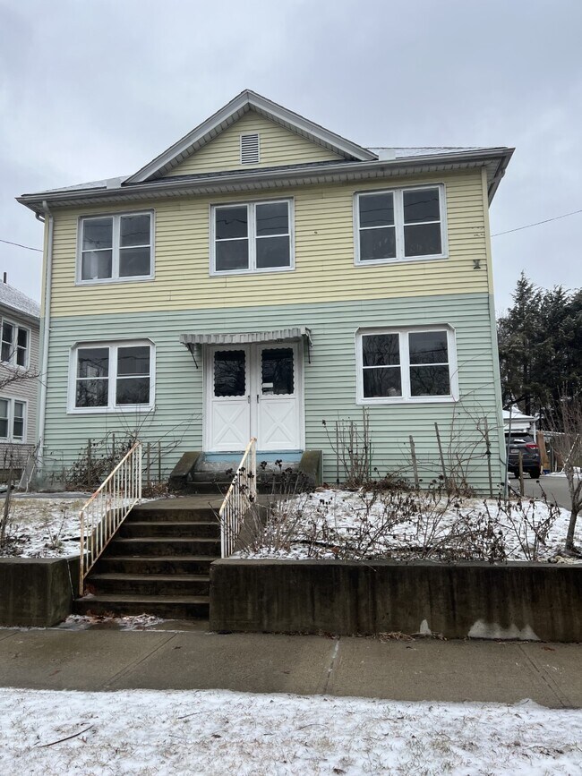 118 Parker St Apartments and Nearby Springfield Apartments For Rent