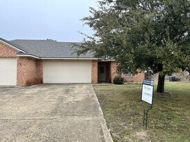 3049 Clydesdale Way in Waco, TX - Building Photo