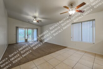 7158 E Juanita Ave in Mesa, AZ - Building Photo - Building Photo