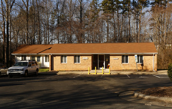 Brookwood Apartments in Roxboro, NC - Foto de edificio - Building Photo