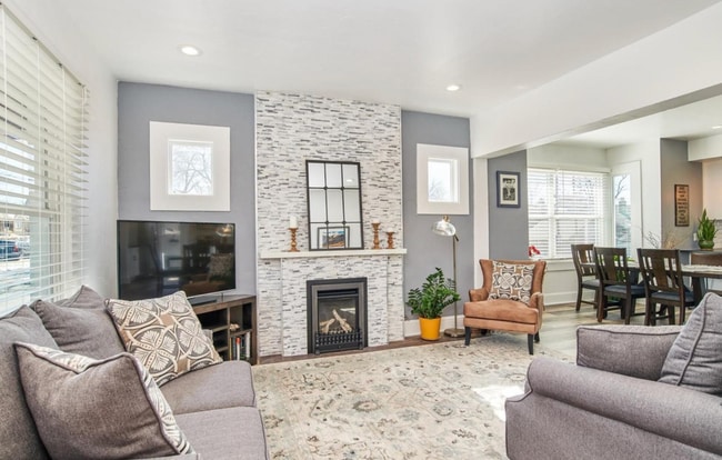 3205 N Josephine St in Denver, CO - Building Photo - Building Photo