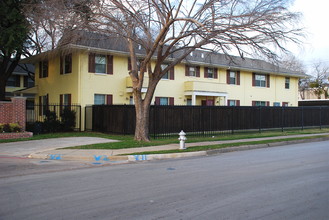 2787 Kings Rd in Dallas, TX - Building Photo - Building Photo