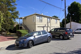 360 Lafayette Ave in San Leandro, CA - Building Photo - Building Photo