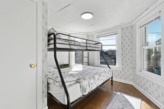 9 W 51st St in Bayonne, NJ - Building Photo - Building Photo